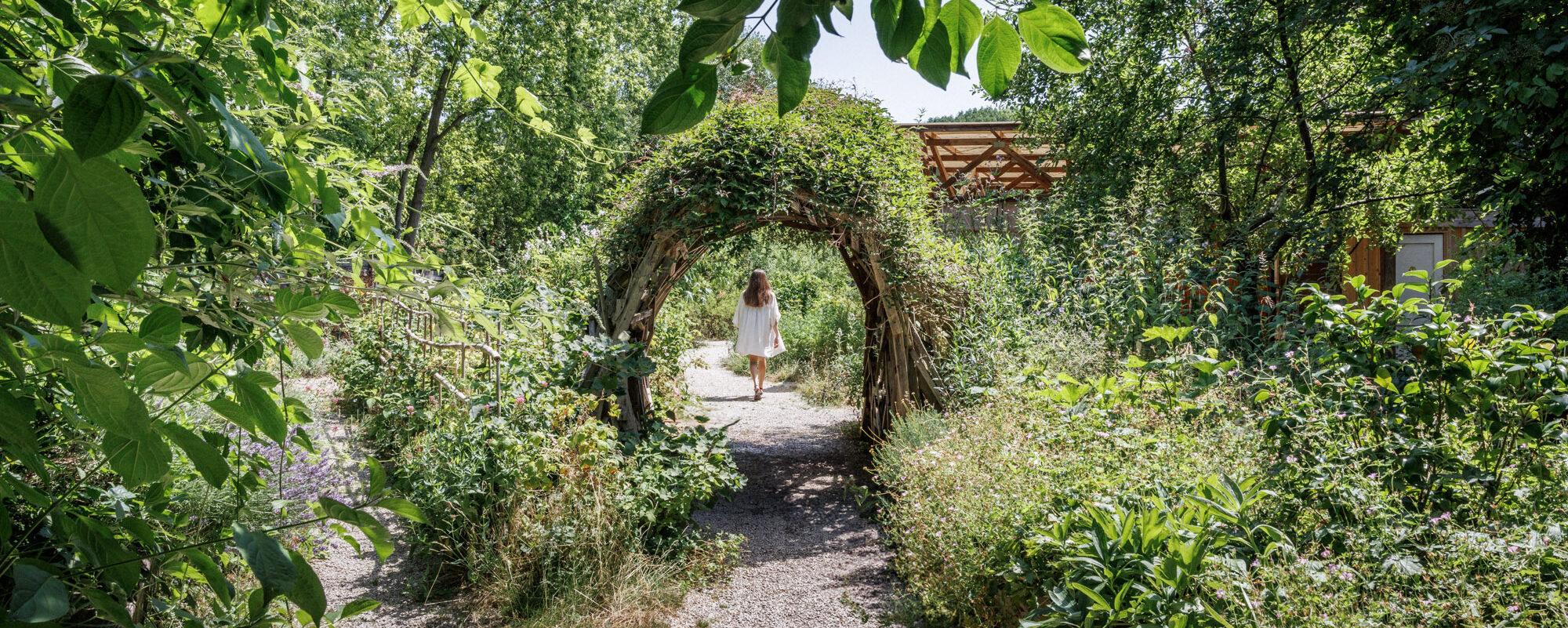 De nombreuses personnes présentes aux Jardins passagers pour le Festival Vivaces